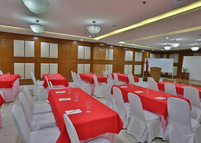 Crown Regency Hotel & Towers